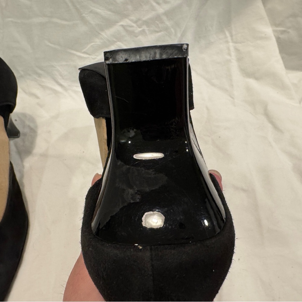Moda Spana black suede rectangle kitten heels. - Picture 4 of 7
